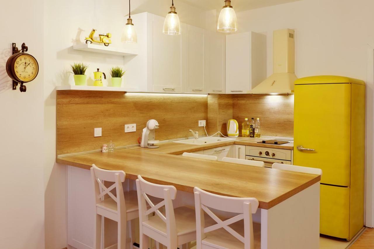 *The Cosmopolitan* Apartment โซเฟีย ภายนอก รูปภาพ